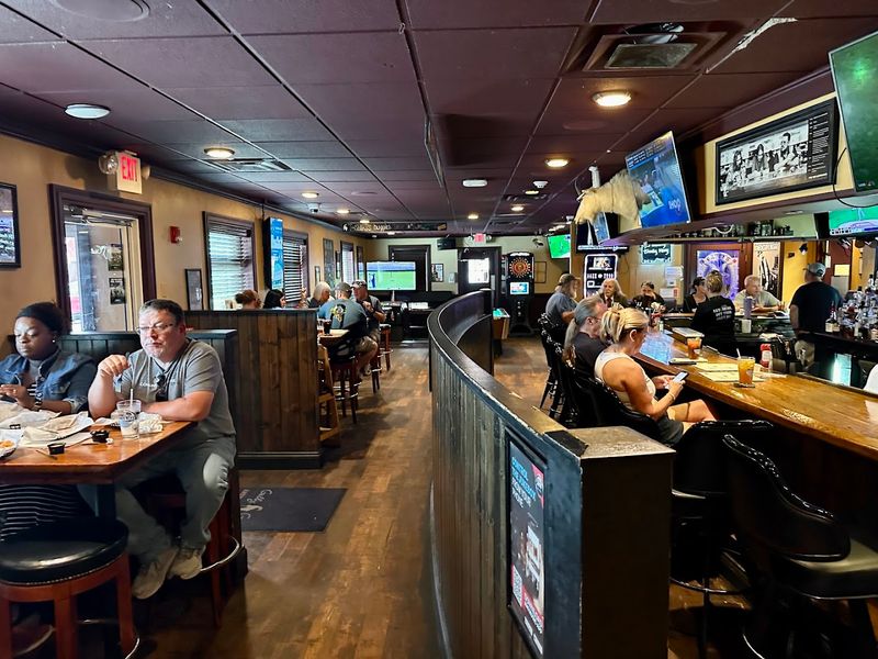 Gabby Goat American Pub & Grill - Effingham