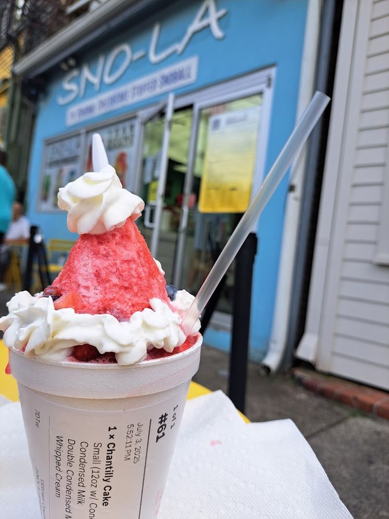 Sno-La Snowballs
