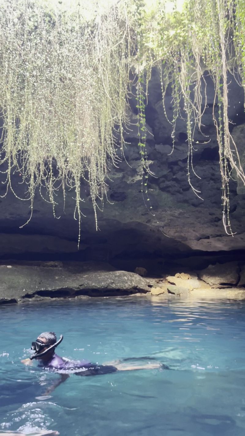 Diving The Cavern’s Ancient Bones