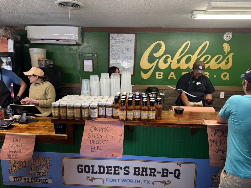Goldee's Bar-B-Q