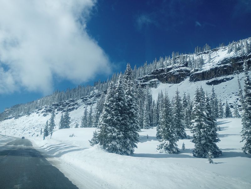 Snow On The Mesa And Why Winter Visitors Come Back Grinning Snow On The Mesa And Why Winter Visitors Come Back Grinning