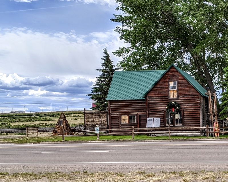 Someone Actually Built A Cabin Out Of Dinosaur Bones