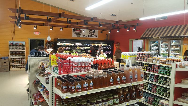 Sommers Discount Market, Hartville