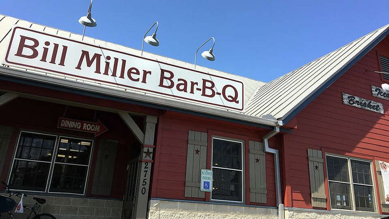Bill Miller Bar-B-Q: Texas Chain That Texans Avoid