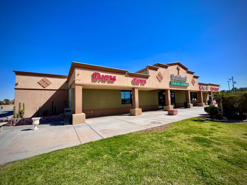 Arizona Date Shakes And Date Candies