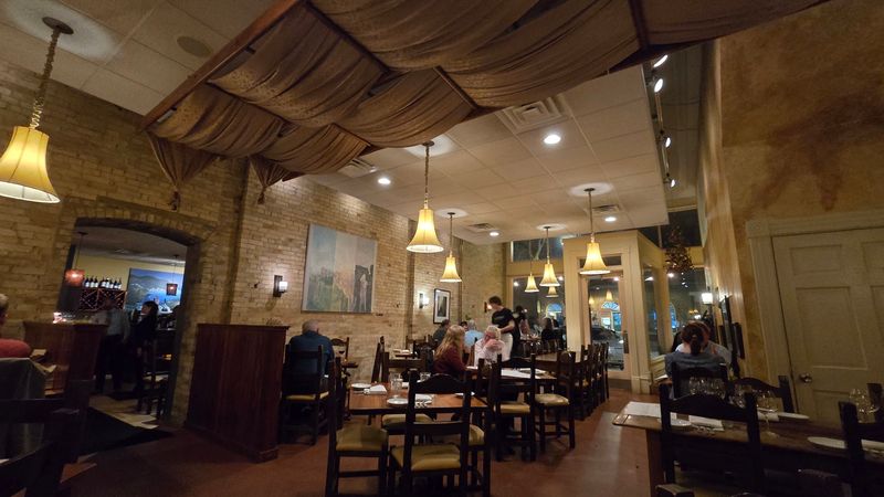 Sophisticated Dining Without The Stuffiness