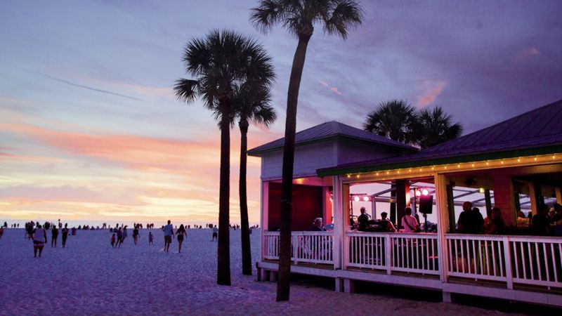 Old-School Beach Vibes at Palm Pavilion