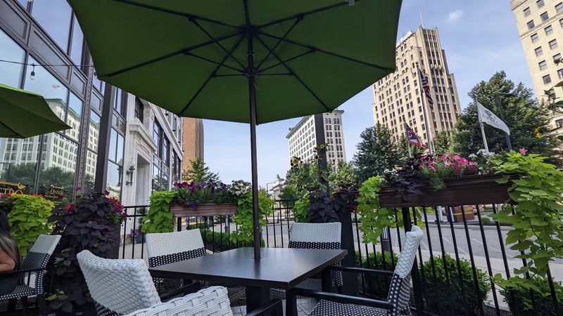 Casa di Canzonetta, Youngstown