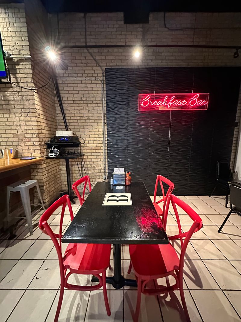 Breakfast Bar of Minnesota – Minneapolis, Minnesota