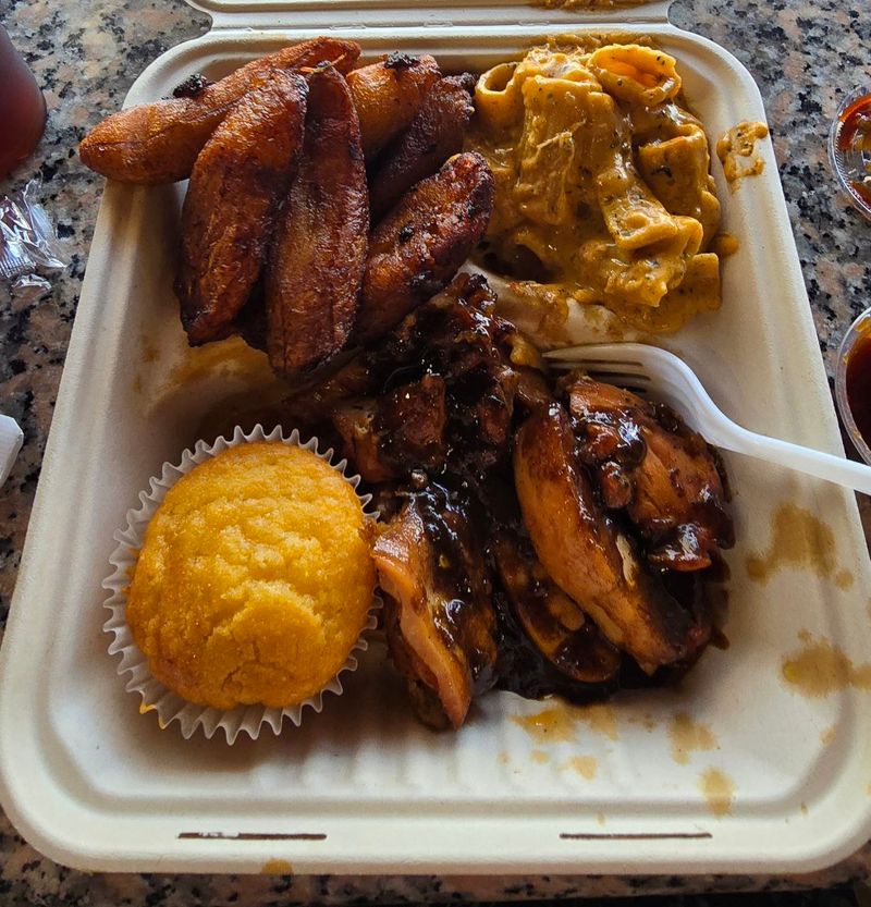 Lil Reds Seattle 11 Hole-in-the-Wall Washington Soul Food Restaurants That Locals Swear ...