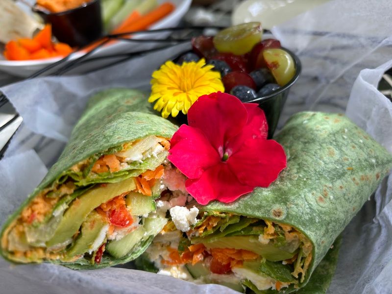 Hummus Plate For Grazers