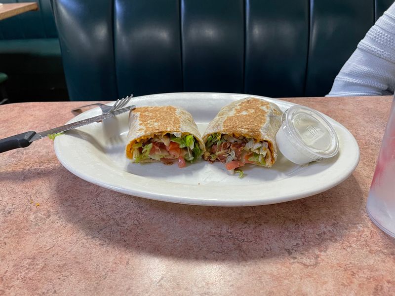 Soup Instead Of Fries Changes The Whole Lunch Game