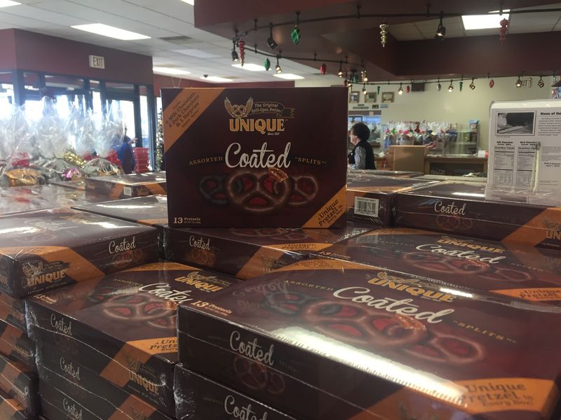 Dark Chocolate Covered Pretzel Splits