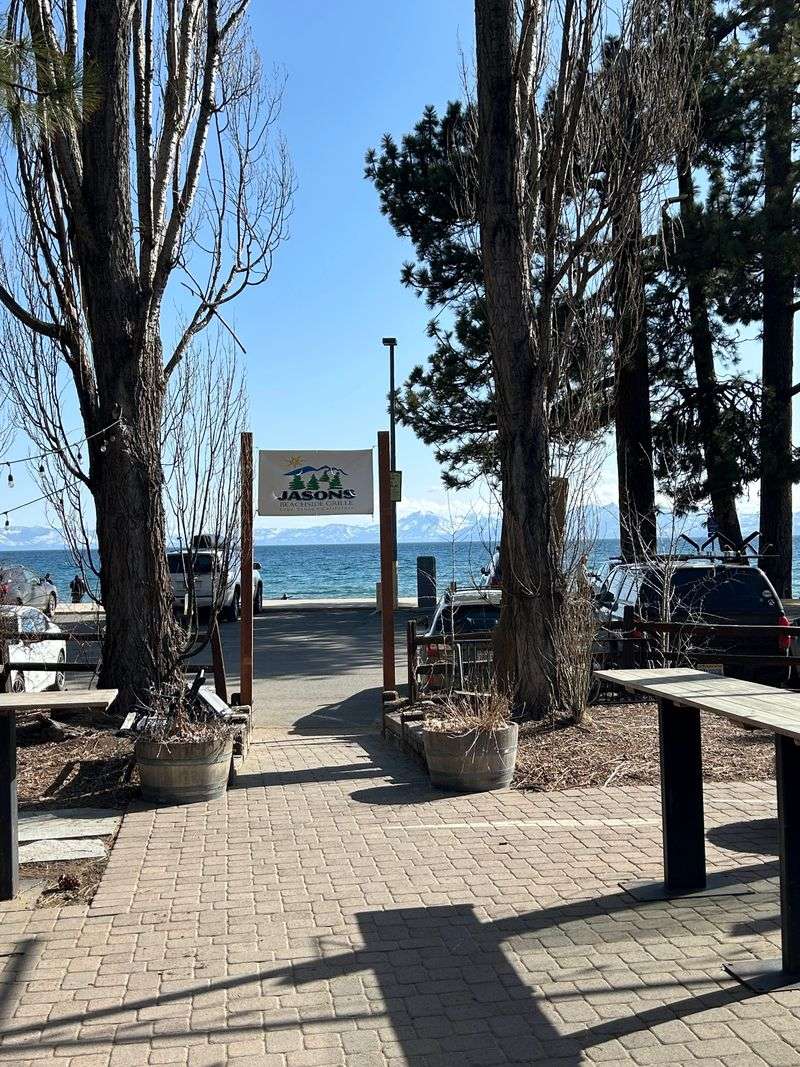 Kings Beach, Jason's Beachside Grille