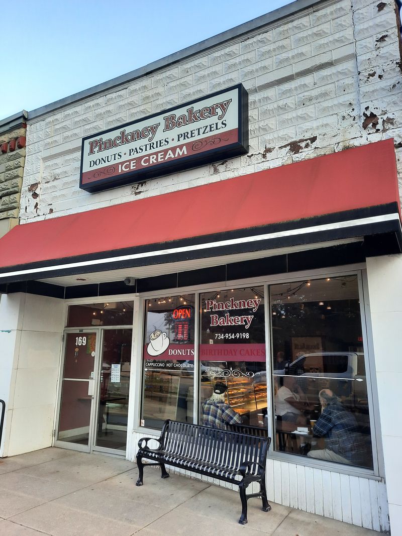 Pinckney Bakery, Pinckney