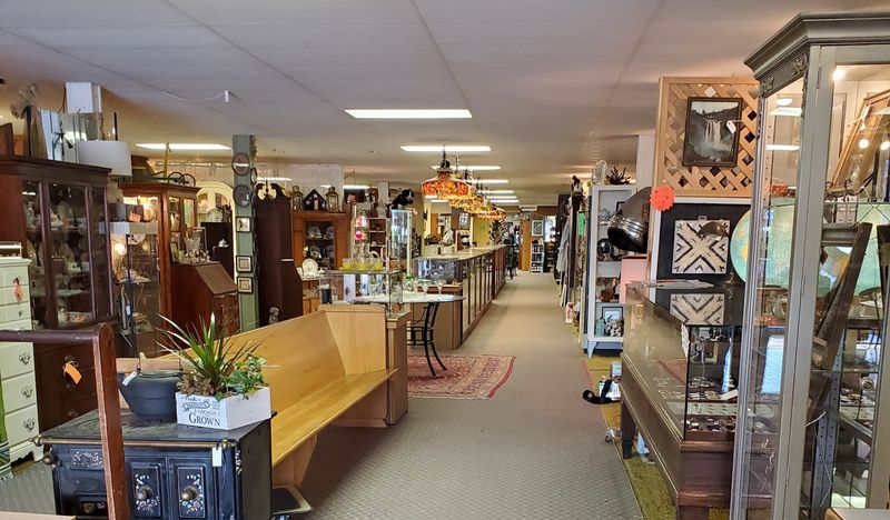 South Tacoma Antique Mall