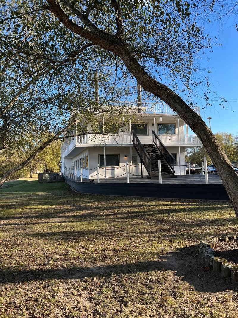 Planning Your Visit To Dondie’s White River Princess