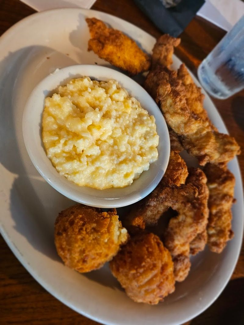 Southern Sides And Desserts Worth Saving Room For