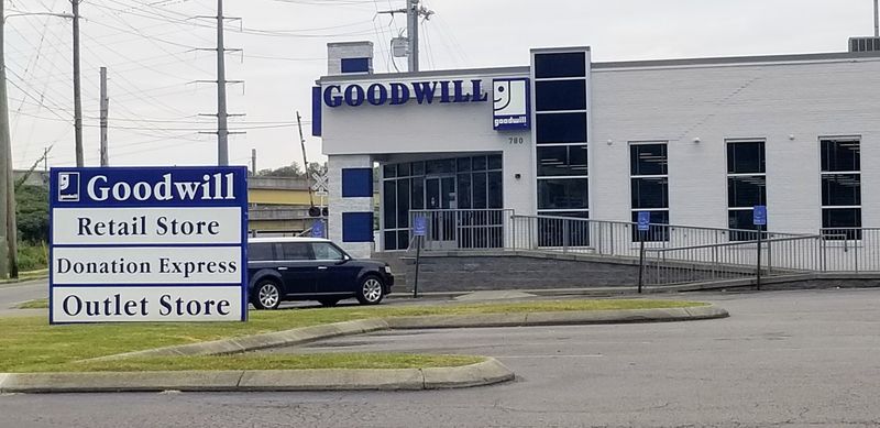Goodwill Outlet Berry Road