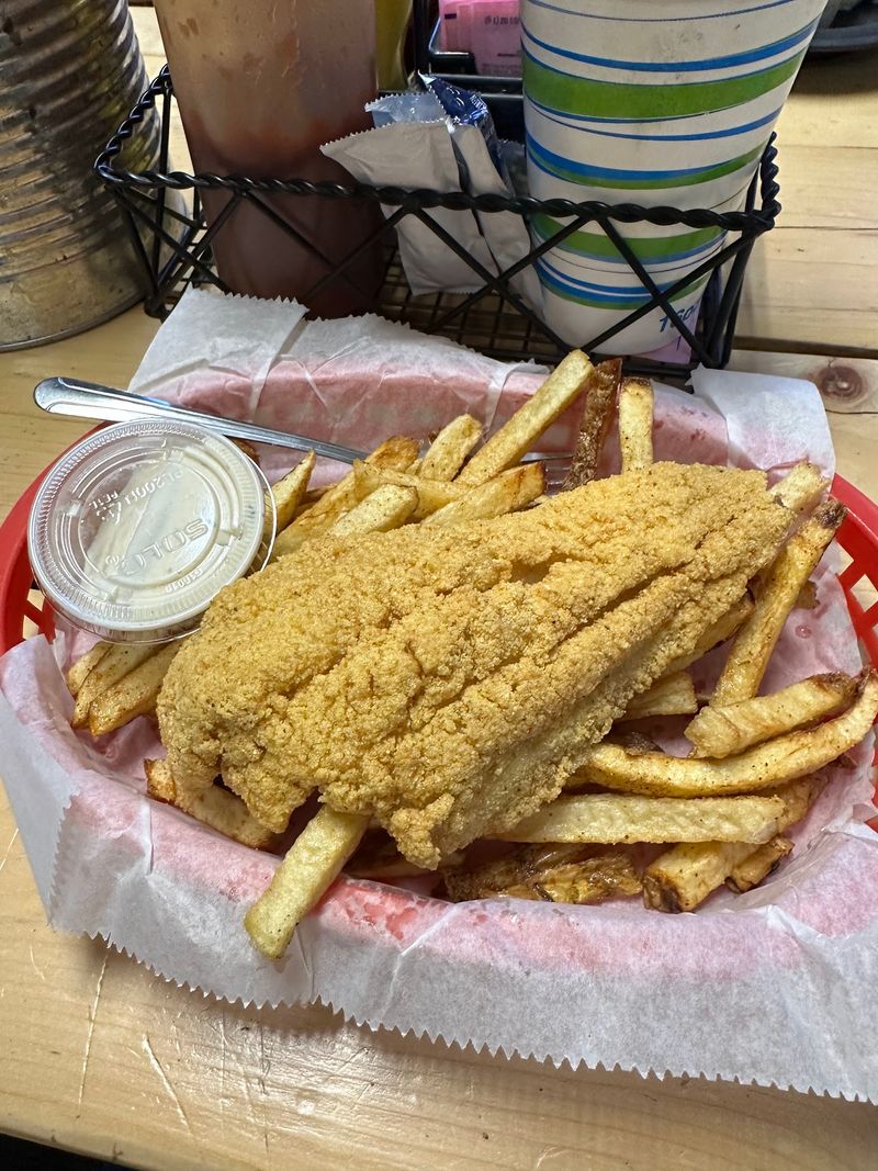 Southern Vittles Turns Silver Street Into Catfish Country Southern Vittles Turns Silver Street Into Catfish Country