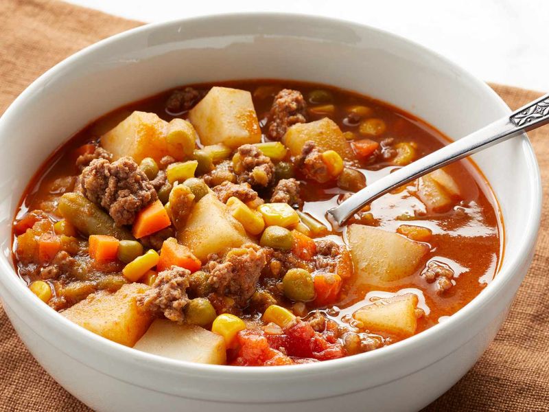 Hearty Beef & Vegetable Soup