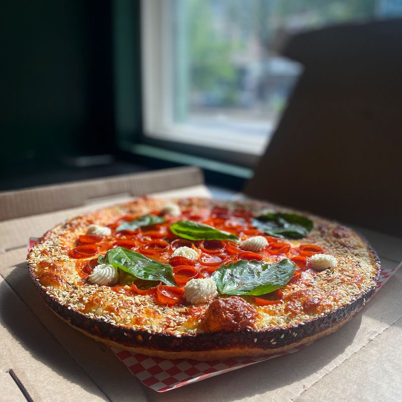 Milly's Pizza in the Pan – Uptown, Chicago