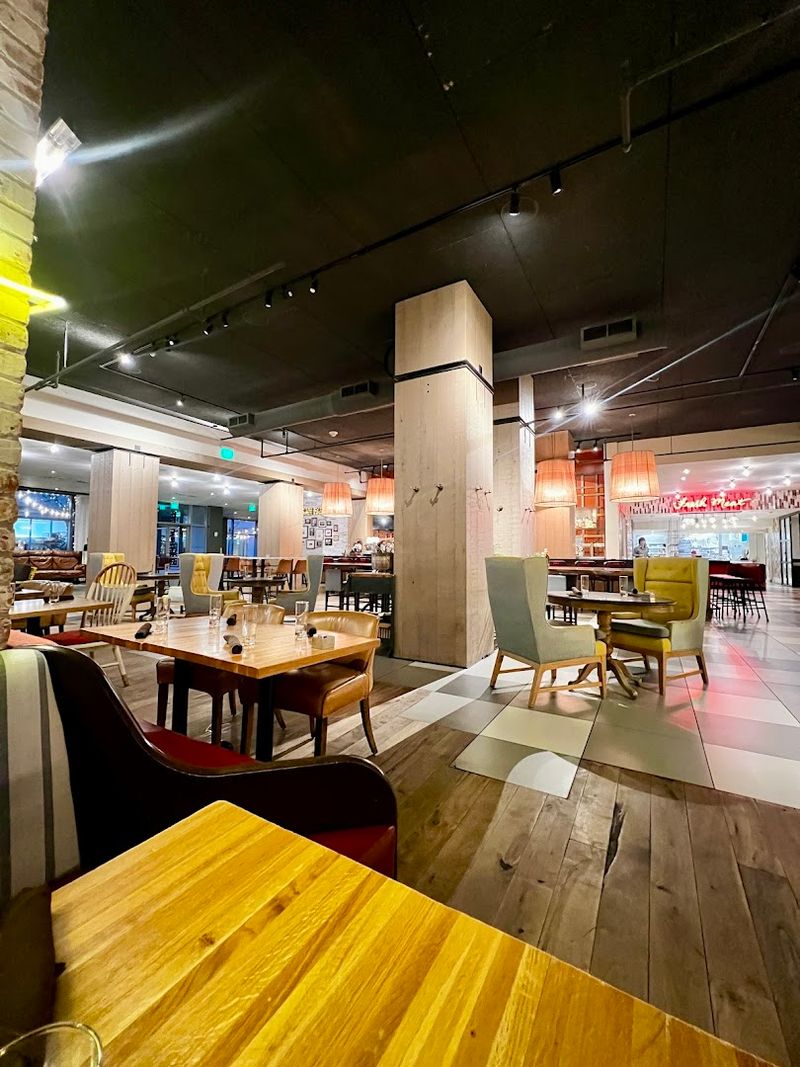 The Tomahawk Steak Is a Full Theatrical Experience