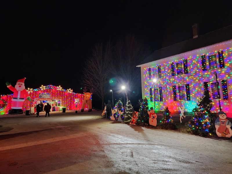 Chilton – Delightfully Calumet Holiday Light Show