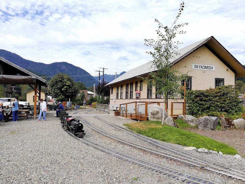 Special Events And Seasonal Rides