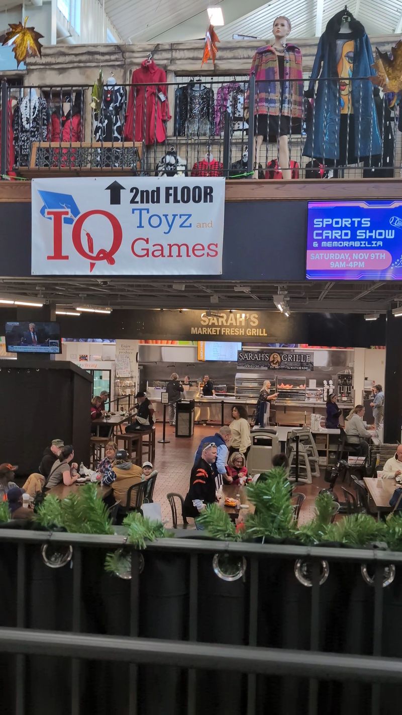 Food Court Options for Hungry Shoppers