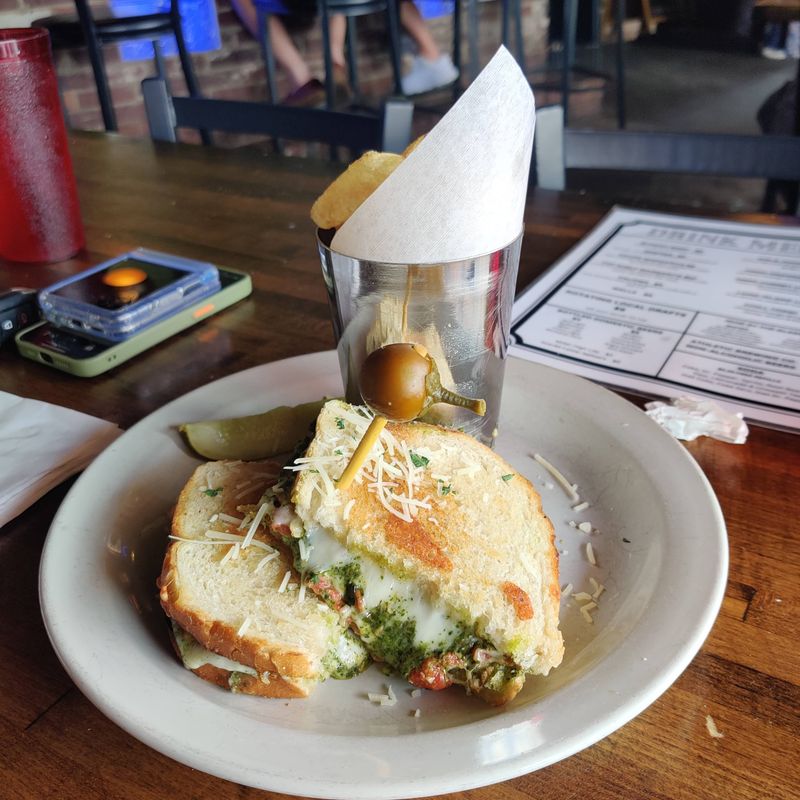 Grilled Cheese, Hammontree's Grilled Cheese