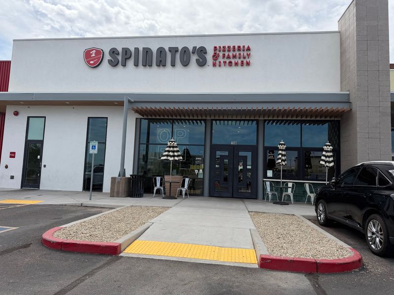 Spinato's Pizzeria and Family Kitchen Spinato's Pizzeria and Family Kitchen
