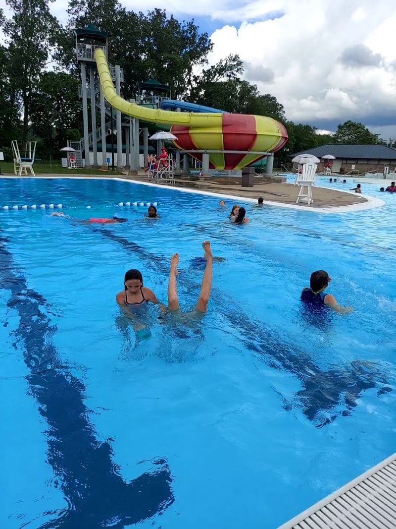 Splash Zone, Springfield