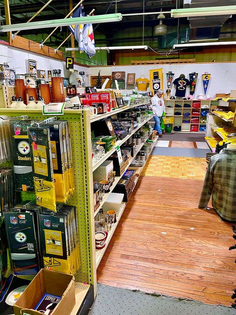Sports Fans Will Feel Right At Home