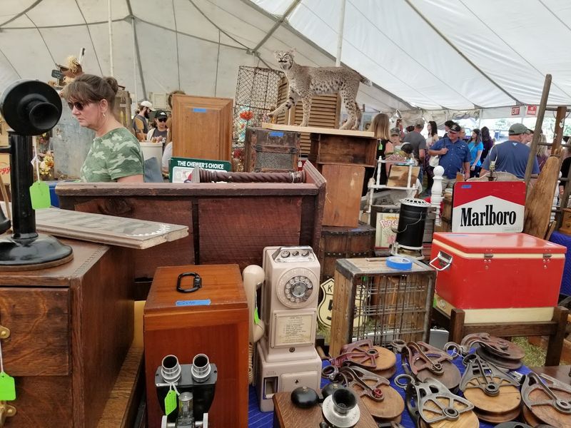 Handpicked Vendors Offering Vintage And Handmade Goods