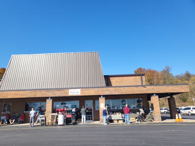 Rinky Dink Flea Market, Marietta