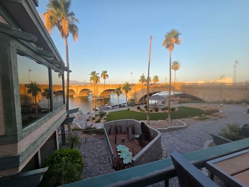 Shugrue's Restaurant and Bar, Lake Havasu City