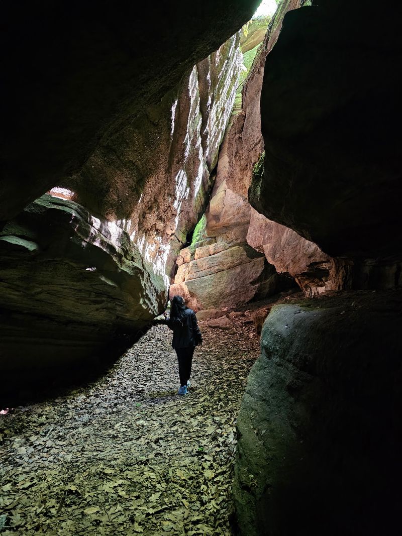 Squeezing Through Fat Man's Peril