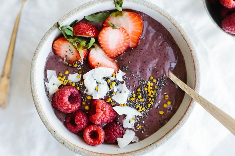 Acai Bowls With Hot Sauce