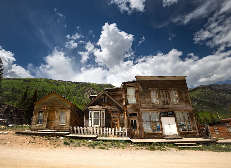 St. Elmo, co
