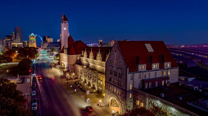 St. Louis Union Station, St. Louis