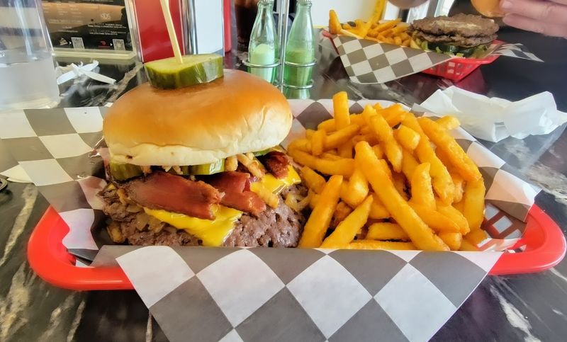 Stacked Burger Co., Columbus