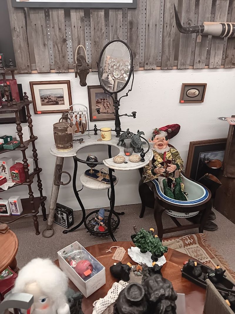 How Families, Couples, and Solo Visitors All Find Their Groove Here