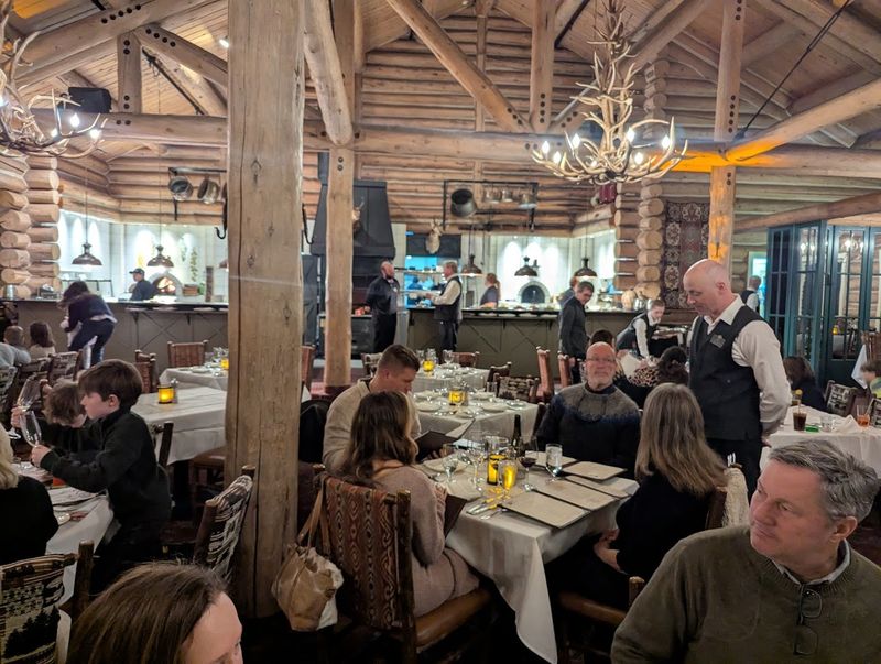 Planning Your Evening Around the Mountain and the Meal