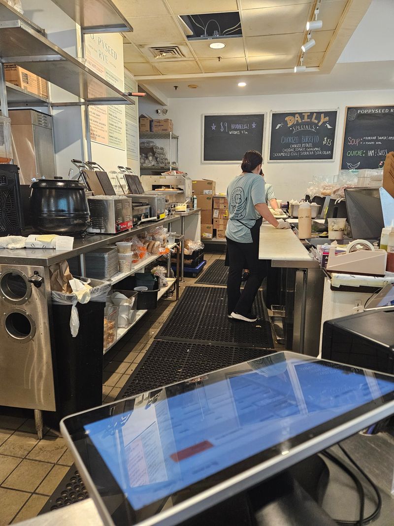 Staff Warmth And Helpful Guidance