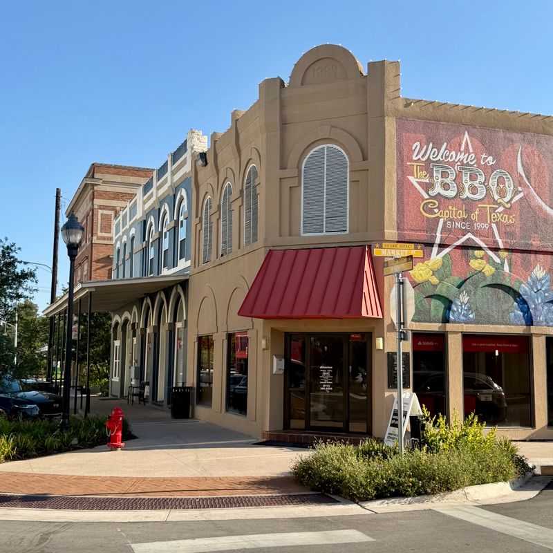 Stages And Stories Keep Downtown Lively