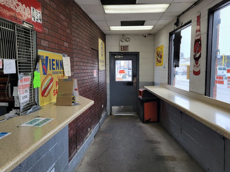 Stand-Up Counters And An Authentic Atmosphere