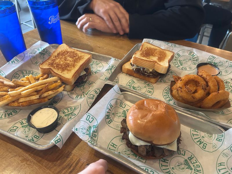 Service Style, Speed, And Staff Interaction