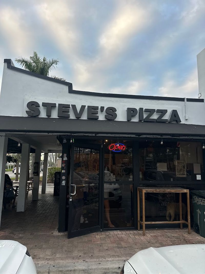 Steve's Pizza, North Miami