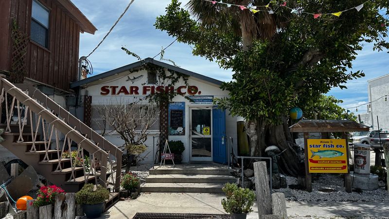 Star Fish Company Dockside, Cortez